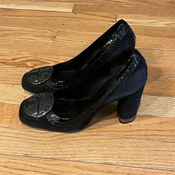 Tory Burch Women's Black Leather Peep Toe Wedge Pumps Size 8M - Picture 6 of 11